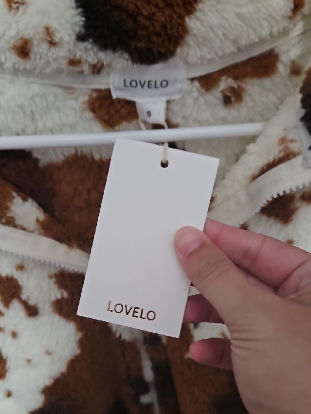 NWT Lovelo Faux Sherpa Cowprint Jacket - Picture 5 of 5